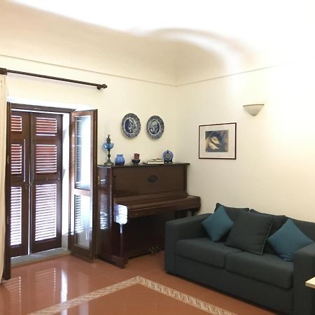 L'Appogghju Bed & Breakfast Castelsardo Bagian luar foto