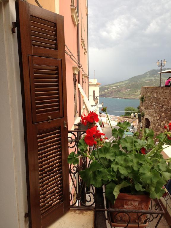 L'Appogghju Bed & Breakfast Castelsardo Bagian luar foto