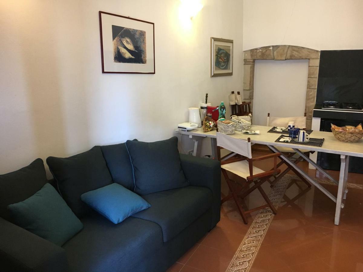 L'Appogghju Bed & Breakfast Castelsardo Bagian luar foto